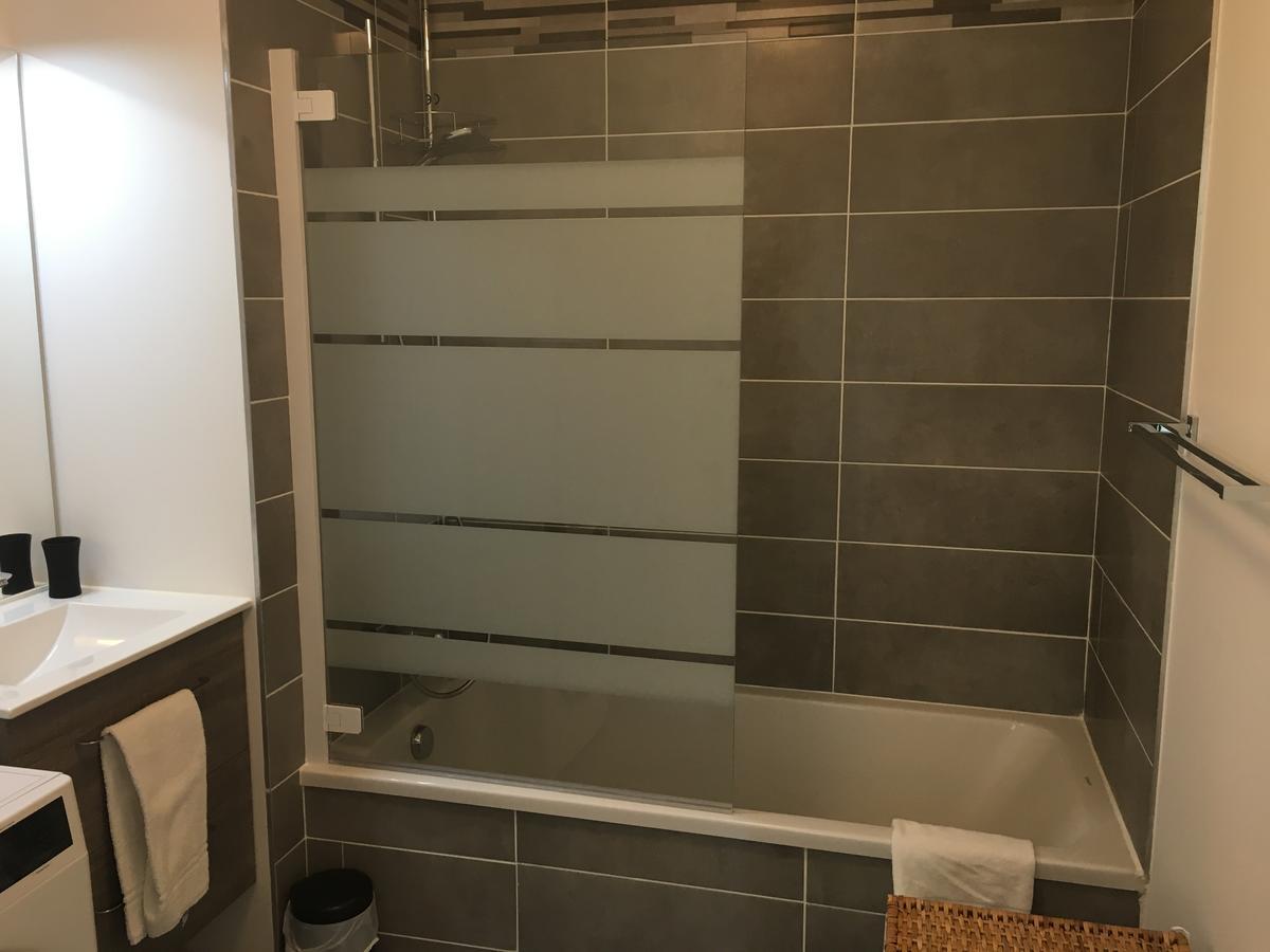 Relax In Apartment Annecy Luaran gambar